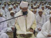 Eid ul Fitr: Ra's ul Hudood saheb in Taiyebi Masjid